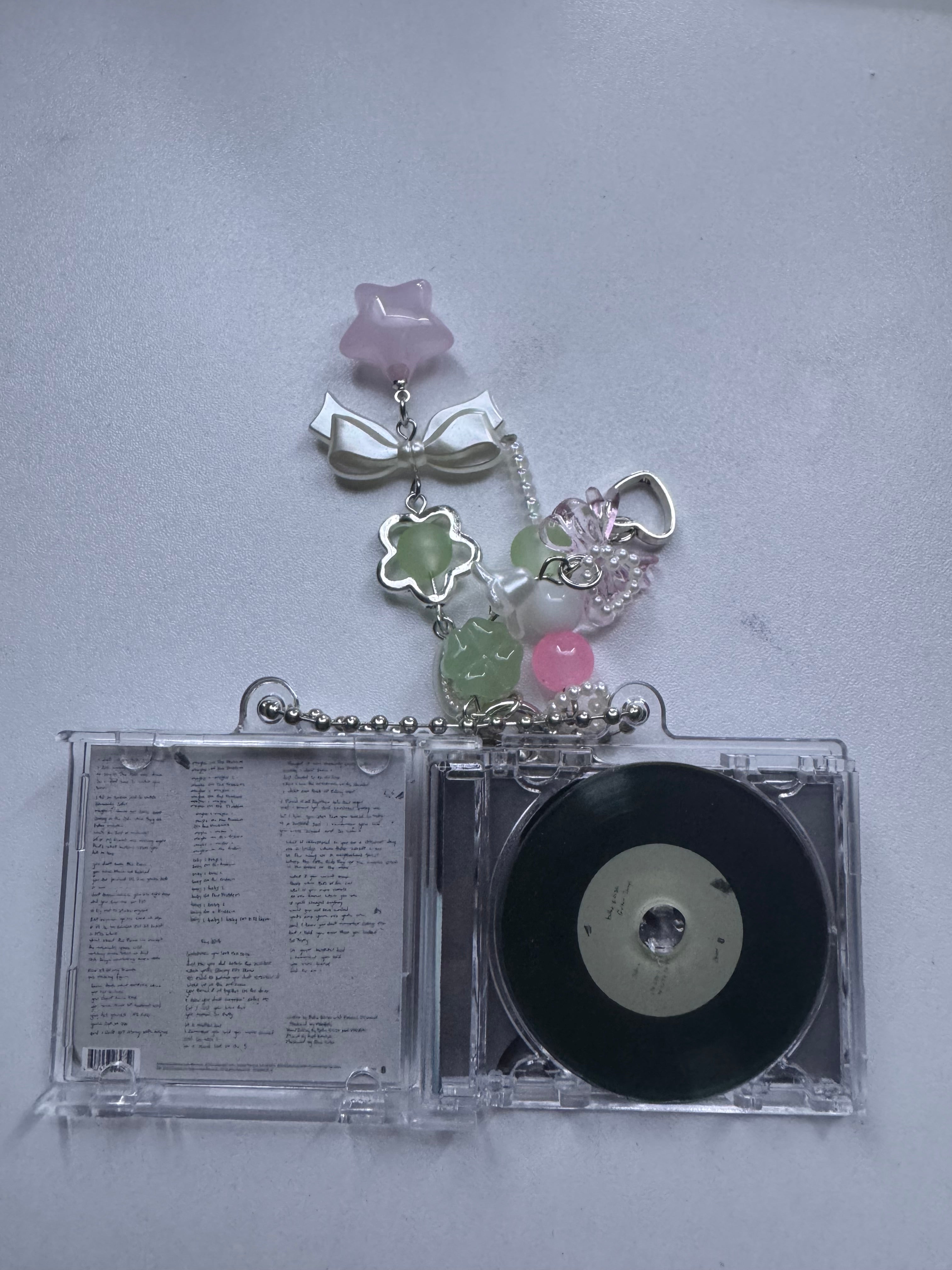 Guitar Songs NFC Keychain/with charms